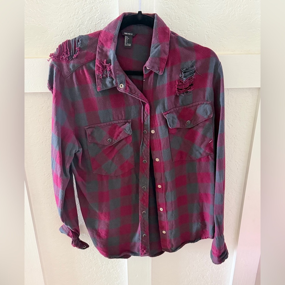 Men's Distressed Plaid Button-Up Shirt - Burgundy & Charcoal